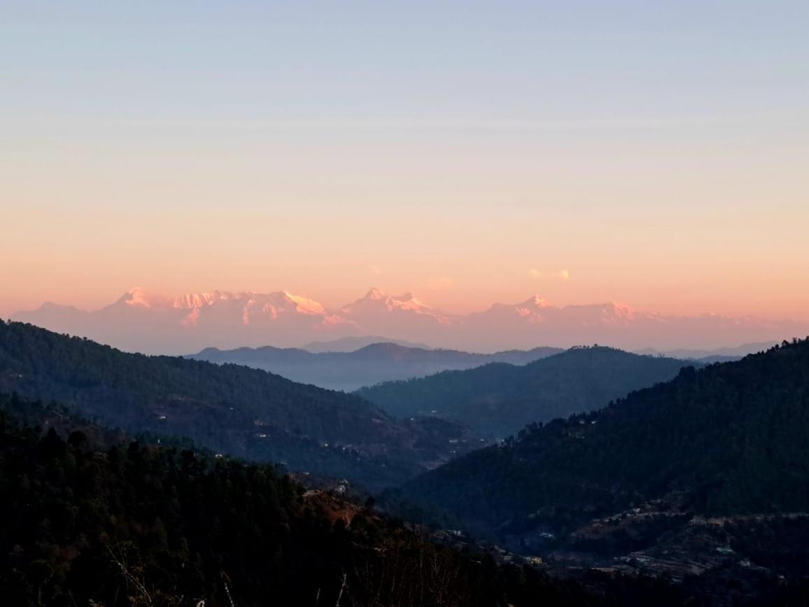 Hotel The Pahadi Nest Mukteshwar Extérieur photo